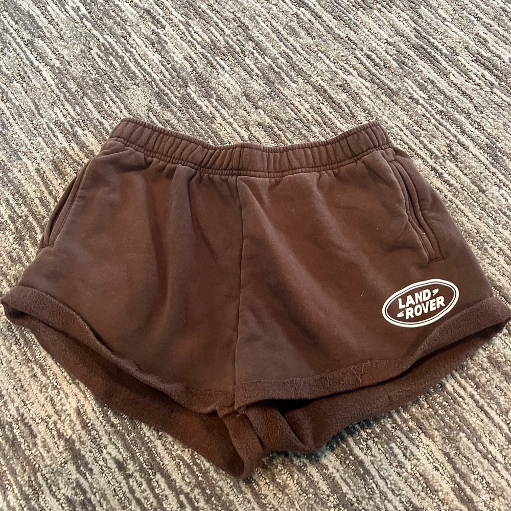 Brown land rover cotton shorts :)